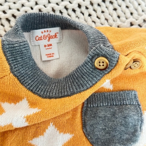 Cat & Jack Baby Stars Sweatshirt Pullover Yellow Size 0-3 Months - Picture 3 of 4